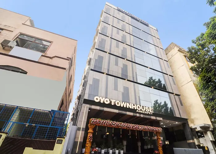 Super Townhouse Ameerpet