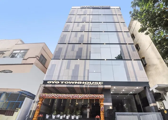 Super Townhouse Ameerpet